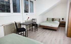 Simpel Rooms Vintage Rustica Naehe Uni, Olma, Spital
